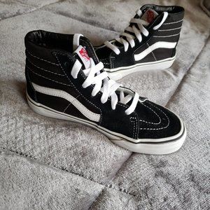 Vans KIDS SK8-HI Black Sneakers 721484 Size 2.5 /Women 4 EUC